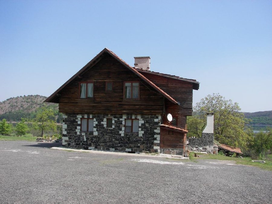 Дивечовъдно стопанство "Студен кладенец"