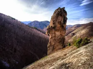 Скално образувание "Оланкая" — Соколите