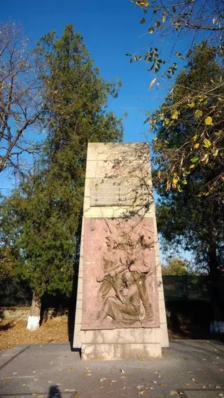 Партизански паметник - с. Асеновец — Асеновец