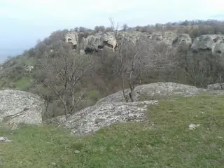 Рояшки скален манастир — Рояк