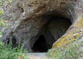 Пещера "Рускина дупка" — Русокастро