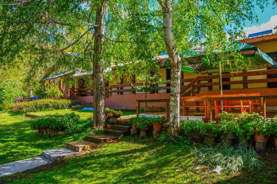 Хижа "Предел Хът"