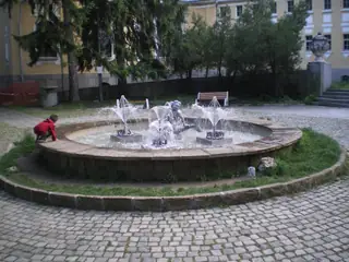 Фонтан "Момчето с рибката" - Банкя — Банкя