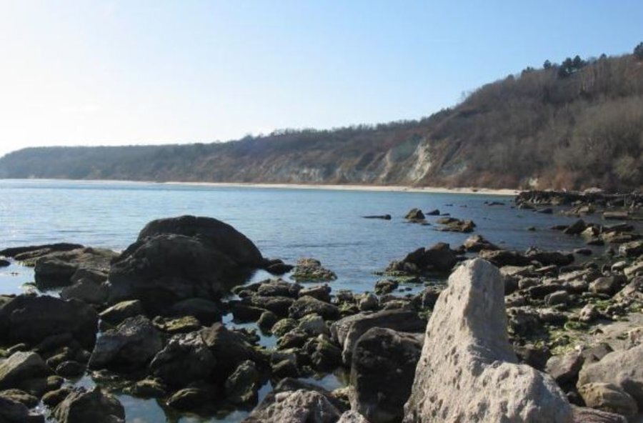 Плаж "Черноморец" - Варна