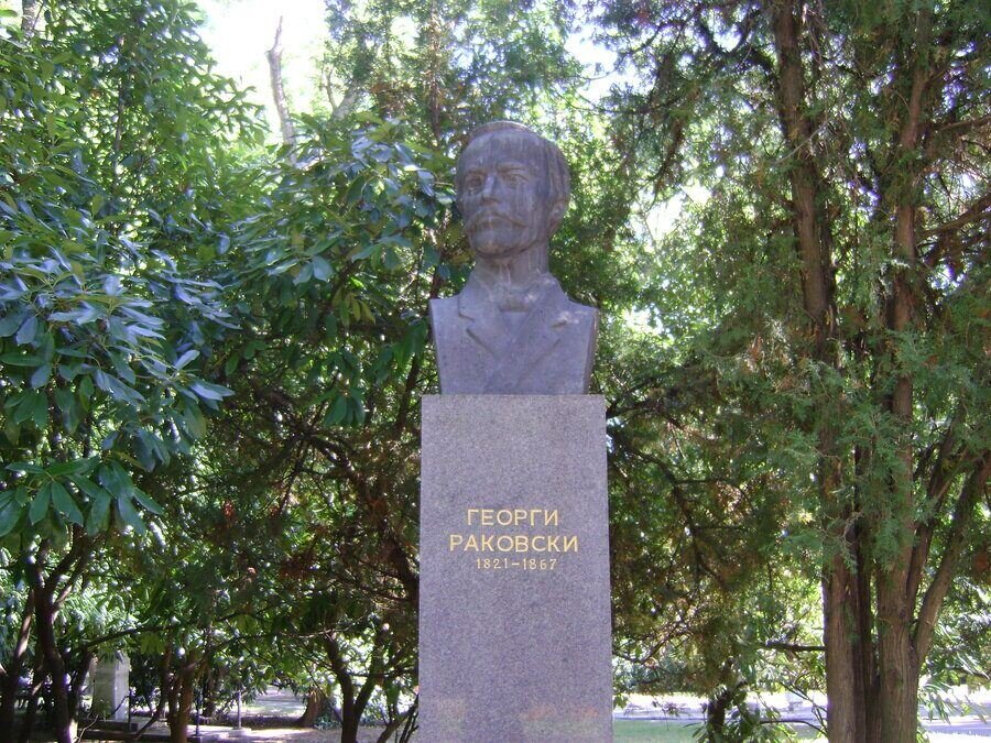 Паметник на Георги С. Раковски - Варна