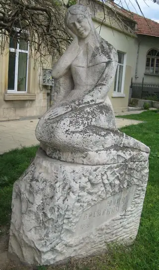Паметник на Юлия Вревска - Бяла — Бяла