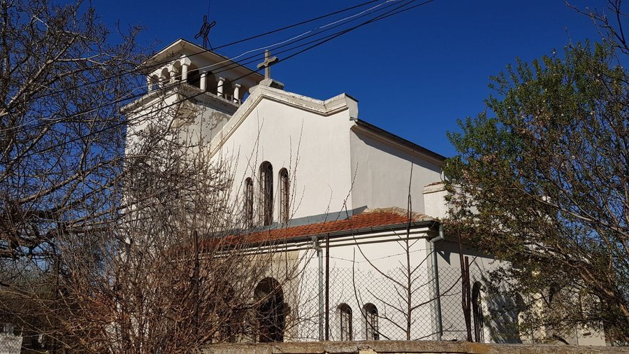 Храм "Св. Никола" – Девня