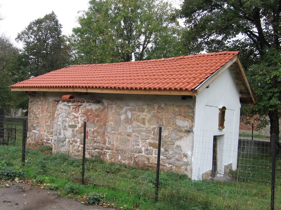 Средновековна църква "Св. Никола" - Долни Раковец