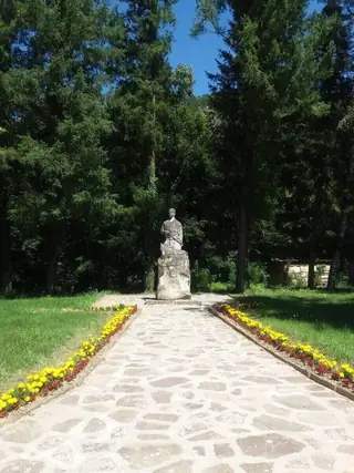 Паметник на Велчо Войвода - с.Велчево — Велчево