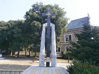 Паметникът на жертвите на комунизма - Варна — Варна