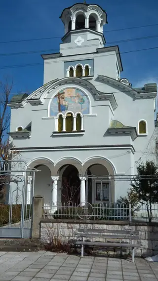 Храм “Света Троица” - Ябланица — Ябланица