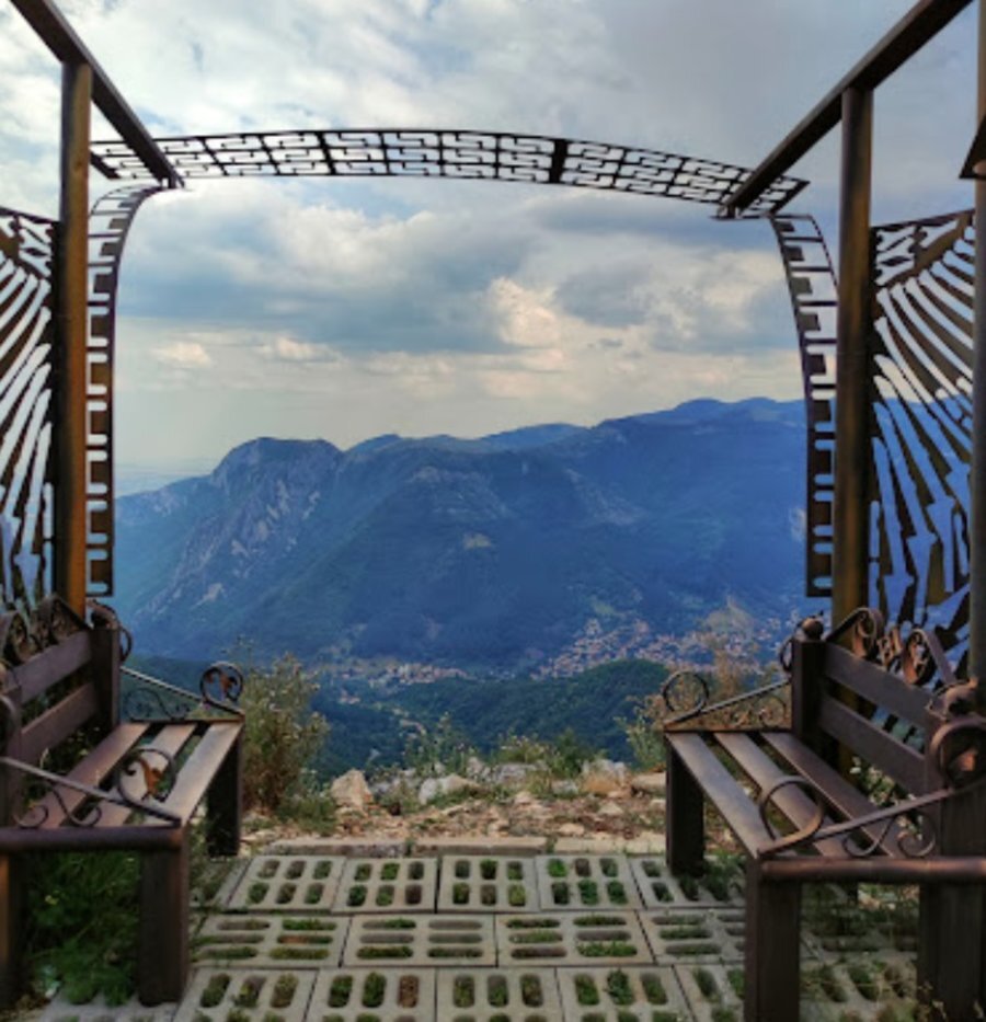 Панорамна пейка Вратцата