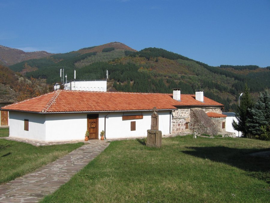 Църквата "Св. Възнесение Христово" - Чипровци