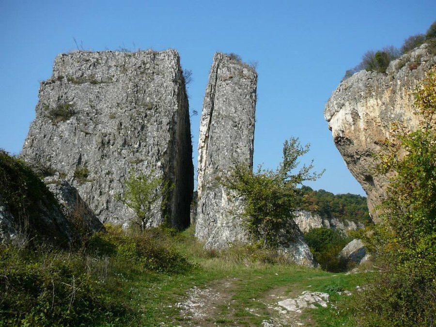 Скално образуване "Цепен камък" - Горталово