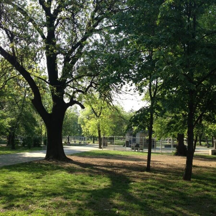 Парк "Света Троица" - София