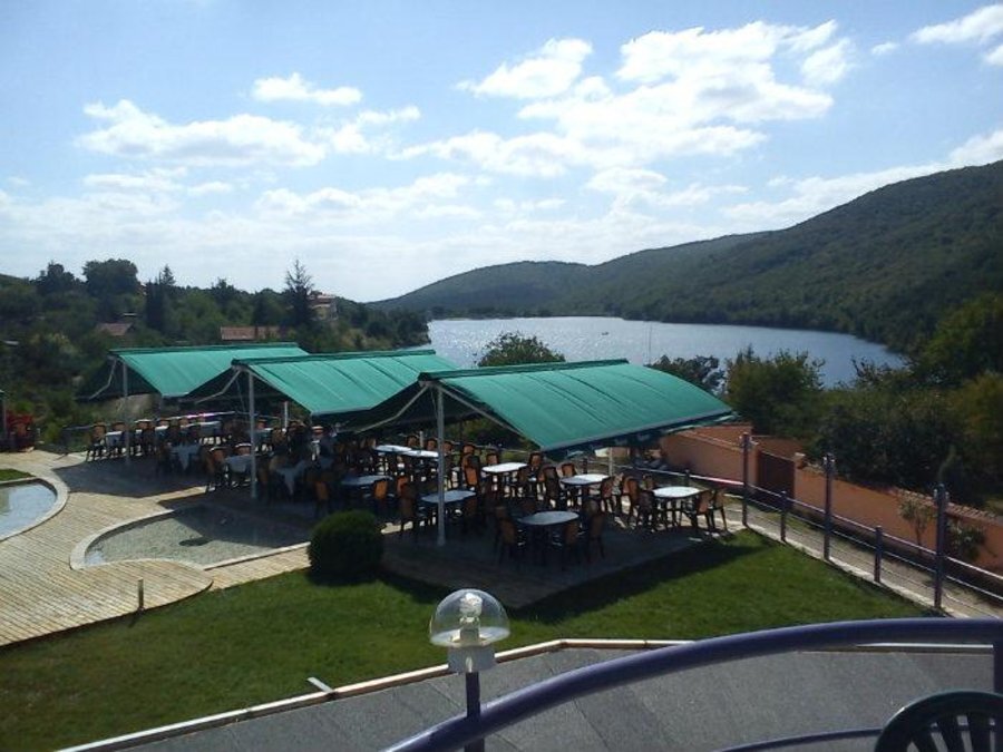 Язовир Колена