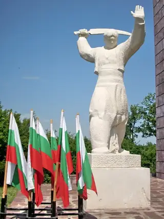 Керчан баир - с.Априлово — Априлово