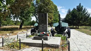 Паметник на загиналите за родината от Земенска община - Земен — Земен