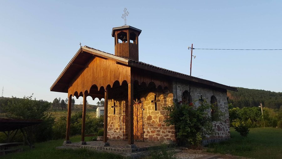 Църква "Св. Николай" – с.Локорско
