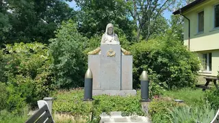 Войнишки паметник - София — София