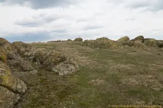 Светилище Жельови камъни - с.Оризари — Оризари