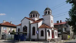 Храм "Св. безсребърници Козма и Дамян" - с.Световрачене — Световрачене