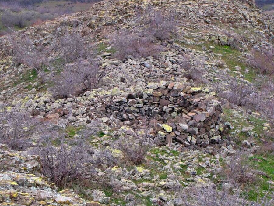 Тракийска крепост Калпаки асар - Соколино