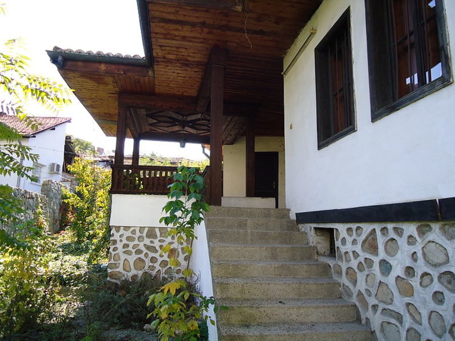 Къща-музей на Тонче Кадинмостки - Кюстендил