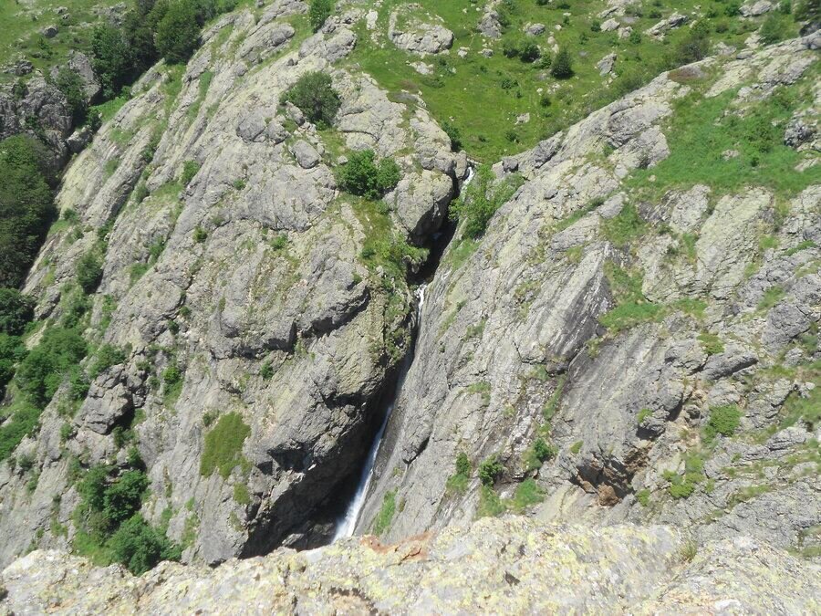 Водопад "Бабско пръскало"