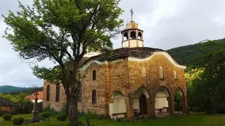Църква "Рождество Пресвета Богородица" - Старо Стефаново — Стефаново