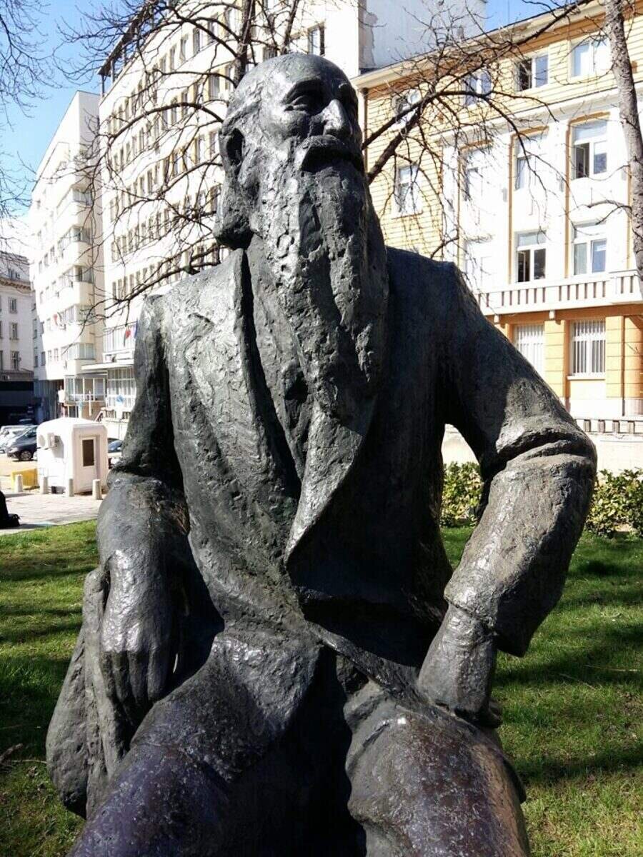 Паметник на Владимир Димитров - Майстора