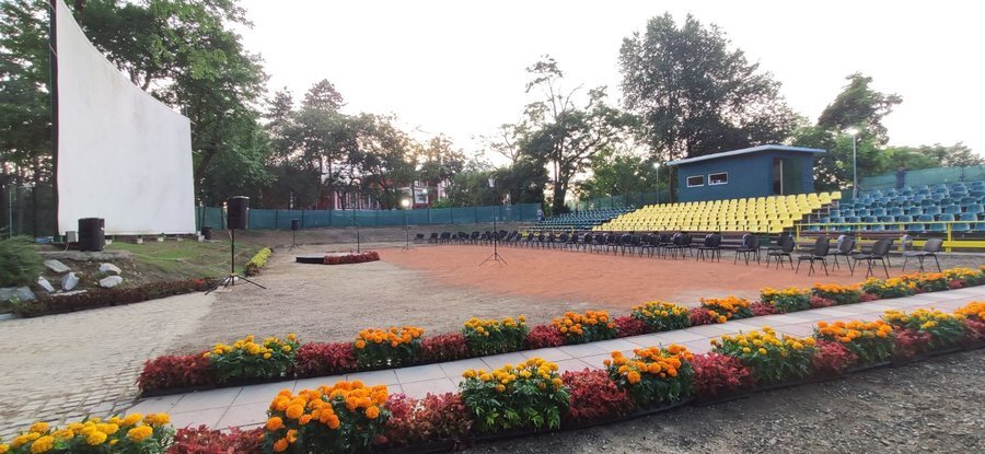 Лятно кино - Ямбол