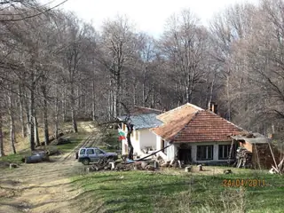Хижа "Сакарджа" — Чавдар