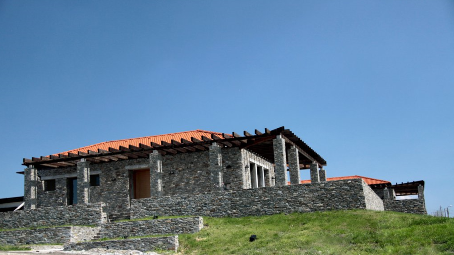 Винарска изба Castra Rubra - Коларово