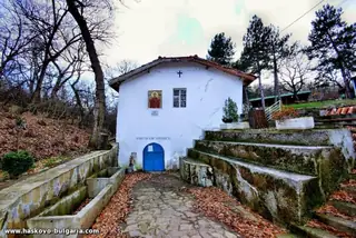 Параклис "Света Анна" - Тракиец — Тракиец