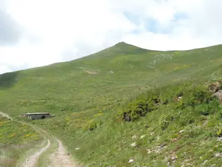 Връх "Шапка" — Сажденик