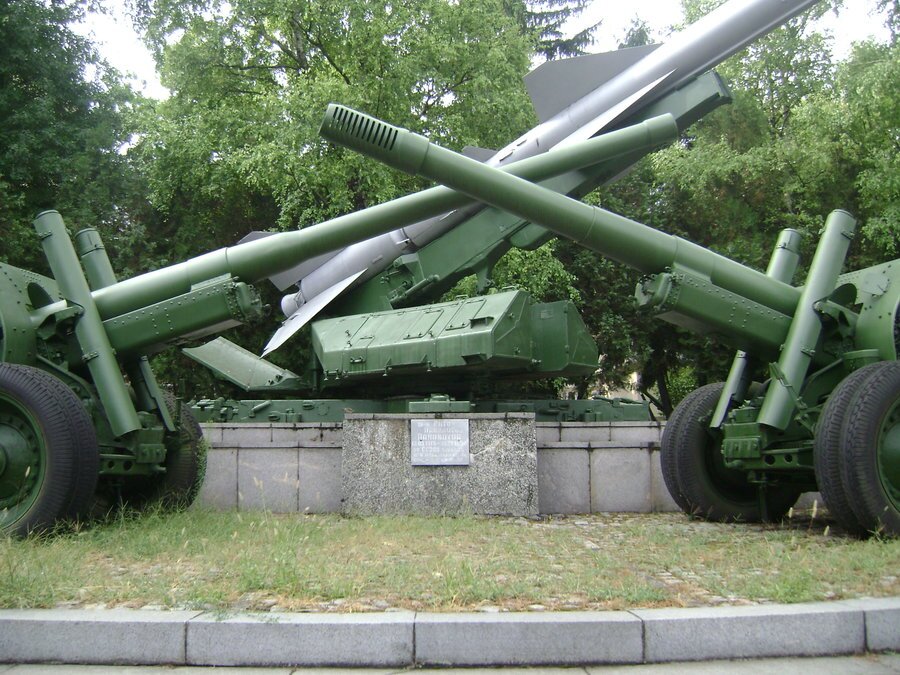 Експозиция на военна техника - Шумен