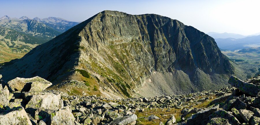 Връх Башлийски чукар
