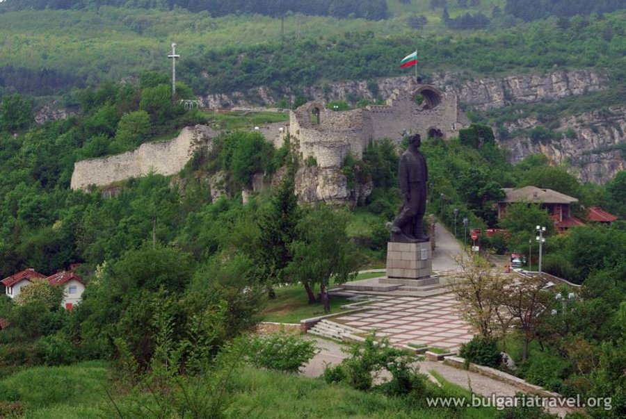 Ловешка средновековна крепост Хисаря
