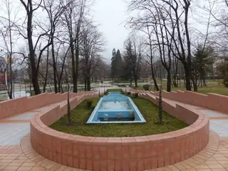 Градски парк - Пещера — Пещера