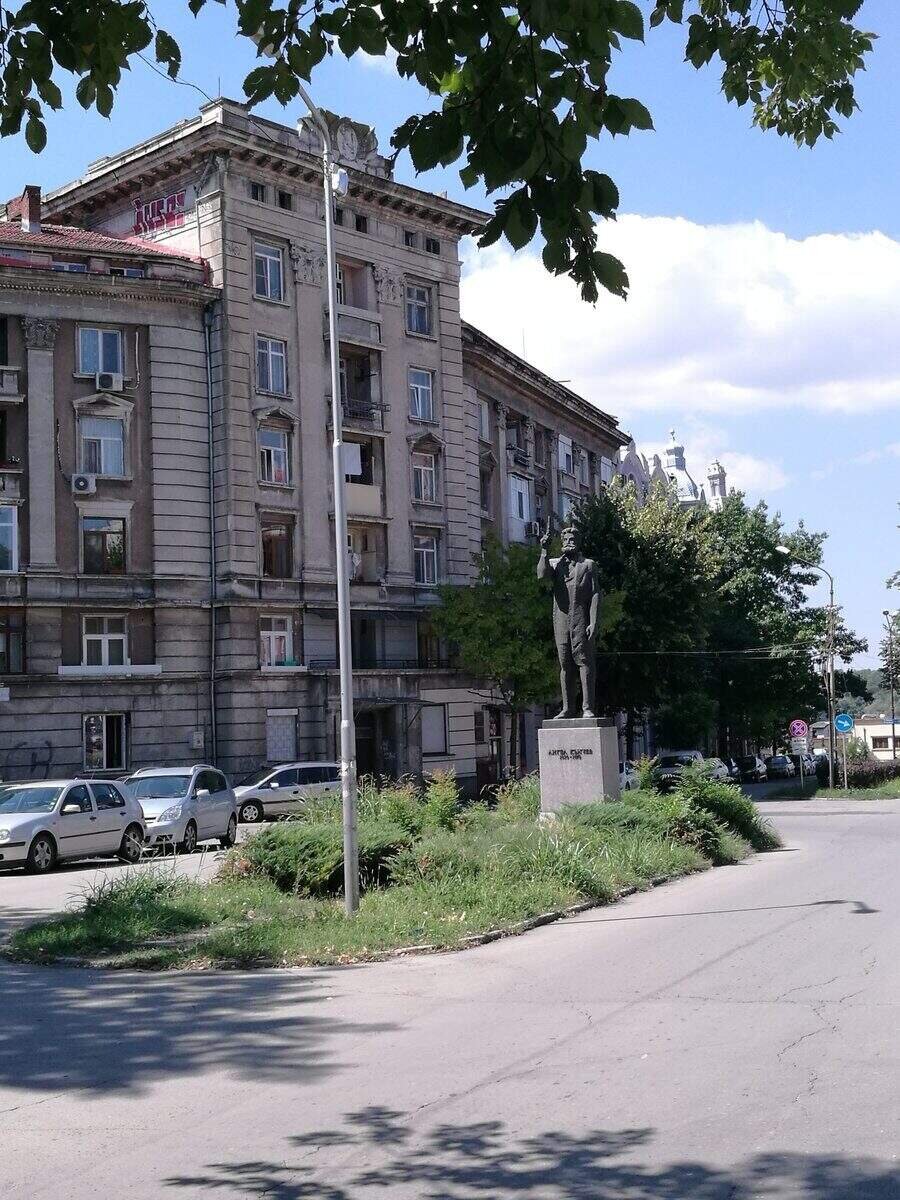 Паметник на Ангел Кънчев