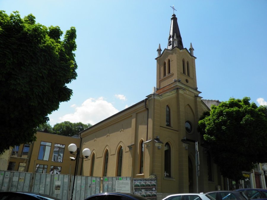 Католическа църква "Непорочно зачатие на Св. Дева Мария" - Варна