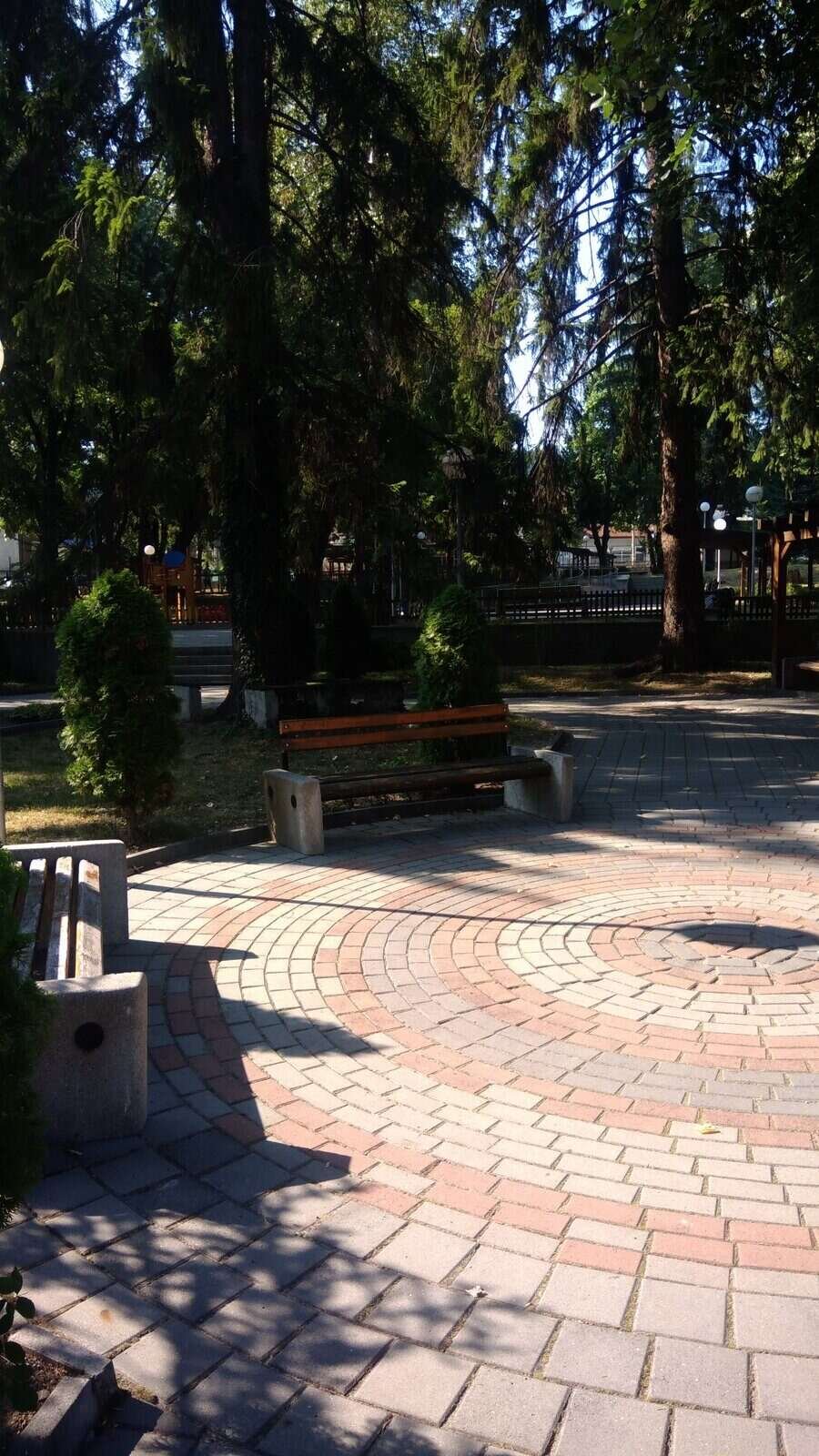 Парк "Николай Гяуров" - Велинград