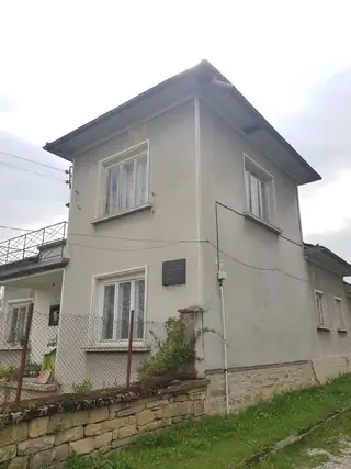 Домът на Ненко Маринов Велчев - с. Ловнидол — Ловнидол