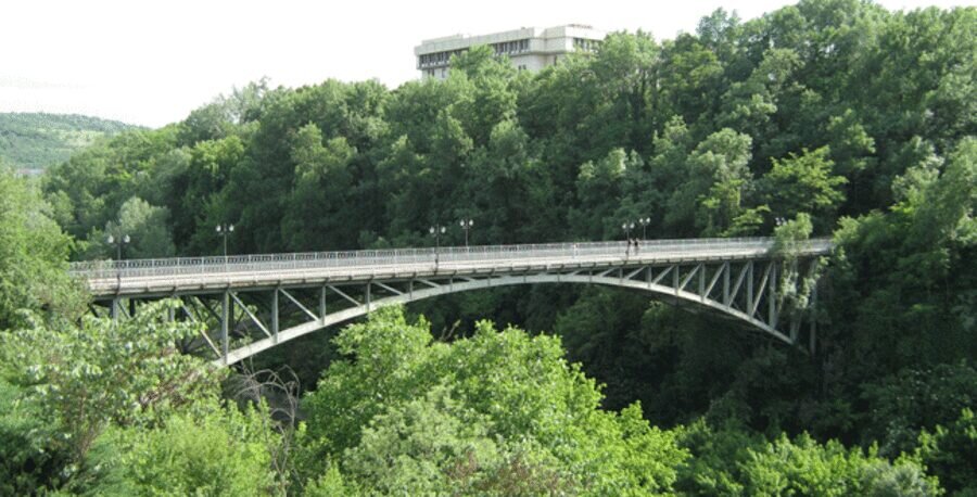 "Стамболовият мост" - Велико Търново