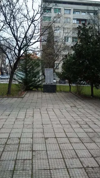 Паметна плоча на Светиниколското училище - Стара Загора — Стара Загора