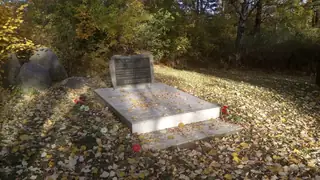 Паметник на червеноармейци - Батановци — Батановци