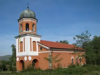 Църква "Св. Атанасий" - Правец — Правец