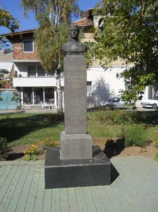 Паметник на Васил Левски - Дупница — Дупница