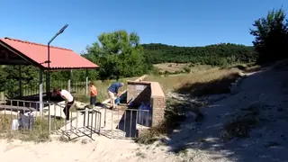 Чешма със зеолитна вода - Бели пласт — Бели пласт